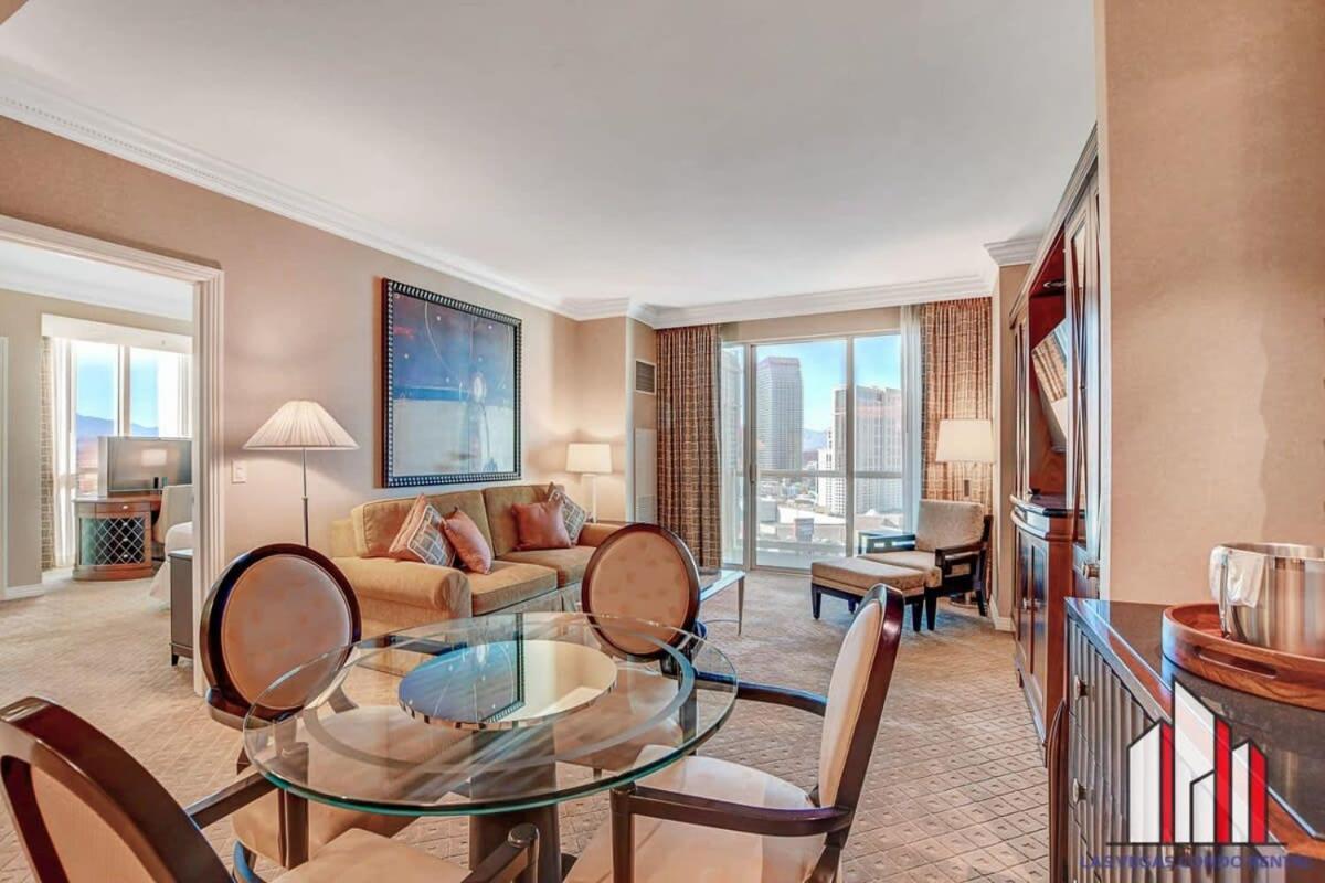 Mgm Signature-21-701 1br2ba F1 Strip View Balcony Holiday home Las Vegas